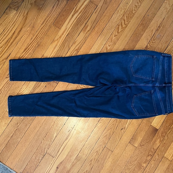 Old "Navy - Fits You - Always Fits- RockStar Jeggings - sizes 8-12 - Picture 2 of 4